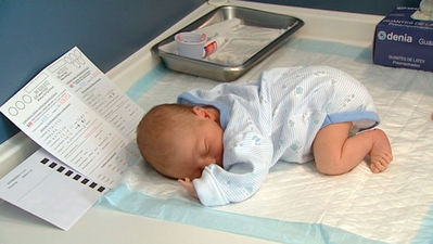 Madrid estrena un cribado genético neonatal para detectar más de 300 enfermedades raras en bebés