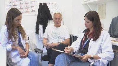 Una unidad pionera del hospital Vall d'Hebron trata patologías de envejecimiento por una alteración genética