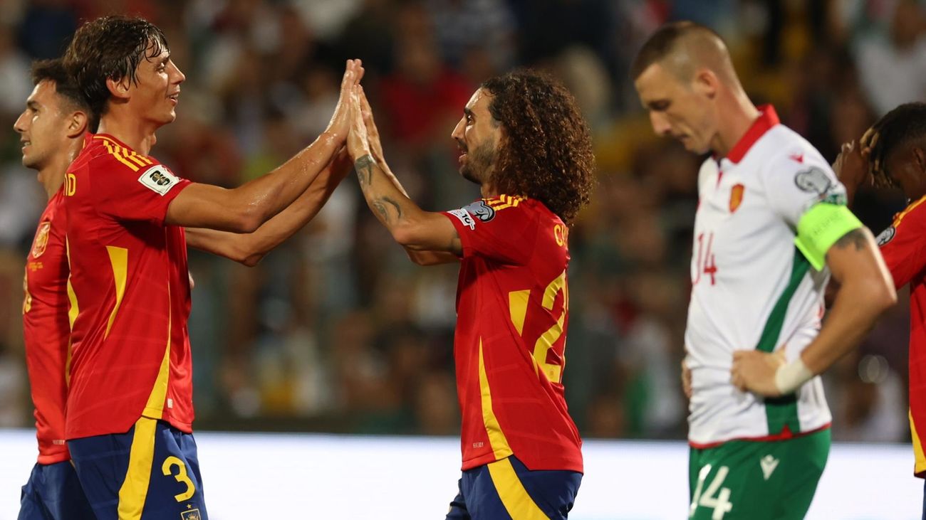 Le Normand y Cucurrella ante Bulgaria