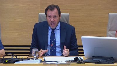 Óscar Puente vaticina dos años más de incidencias en AVE y Cercanías por la llegada de nuevos trenes