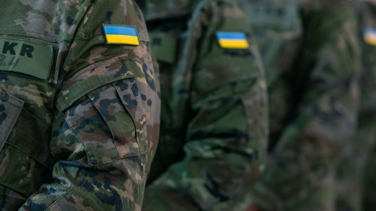 España seguirá apoyando a Ucrania pero no se define sobre el envío de tropas