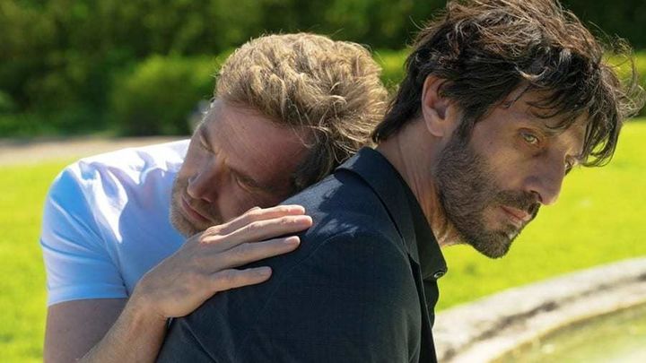 Todo esto te daré / Enseriados