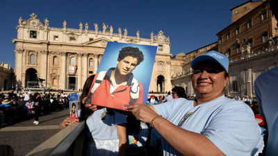 El papa León XIV canoniza a Carlo Acutis, el primer santo milenial