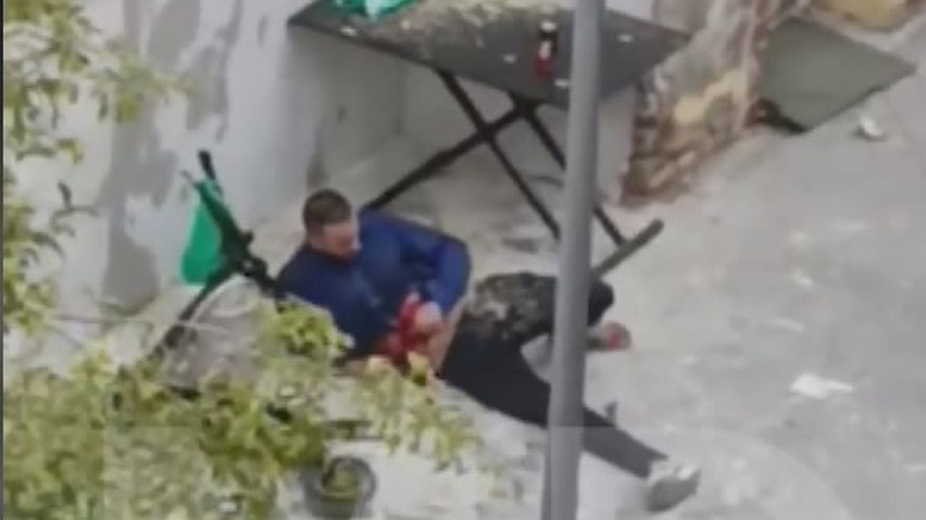 Detenidas cuatro personas por un intento de robo frente al local de Leganés donde un hombre fue apuñalado