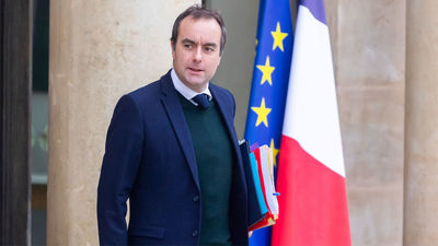 Macron da una segunda oportunidad a Lecornu hasta el miércoles para intentar formar gobierno