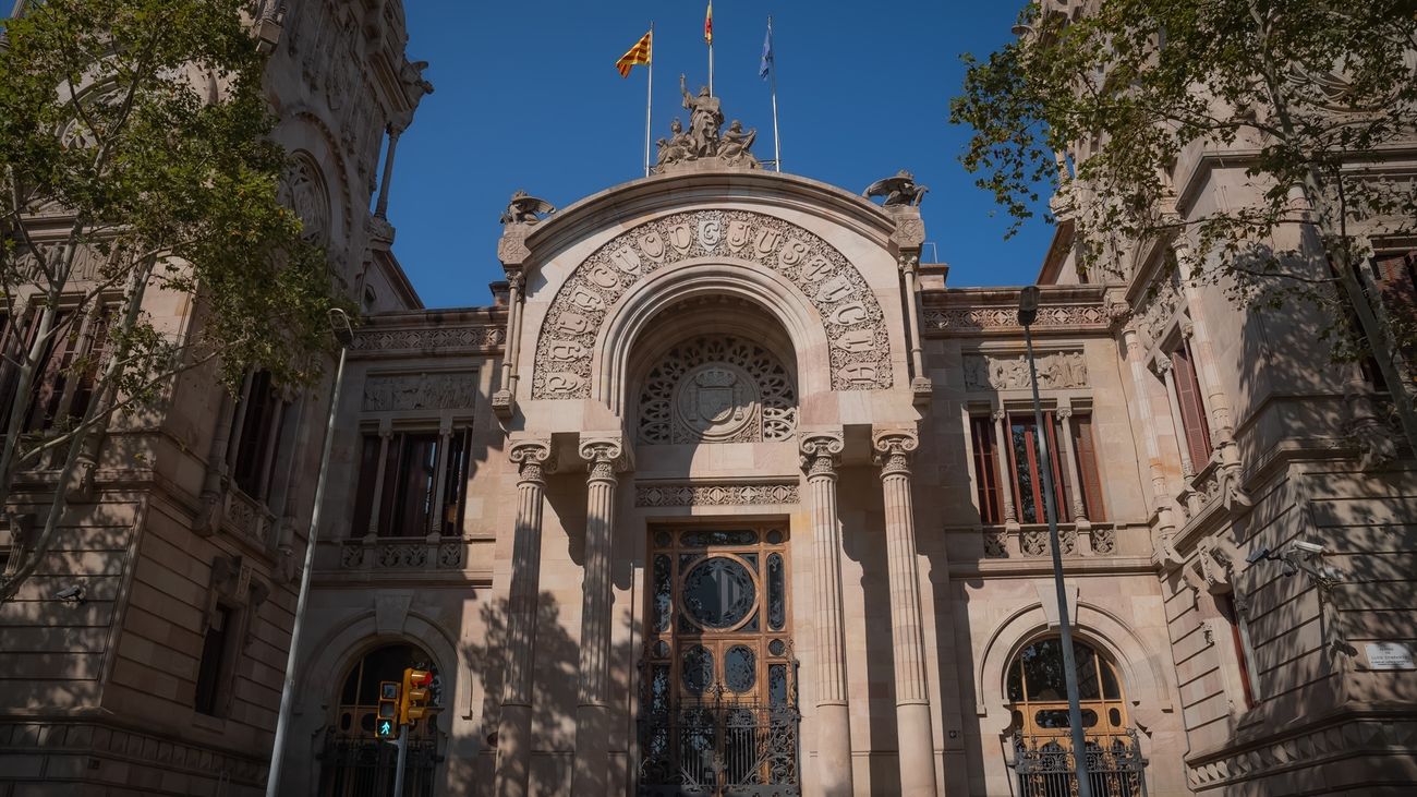 El TSJ de Cataluña anula parte del decreto que blinda el catalán en las escuelas