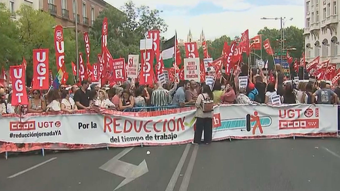 El fracaso en la reducción de la jornada laboral congela más de 300 convenios colectivos