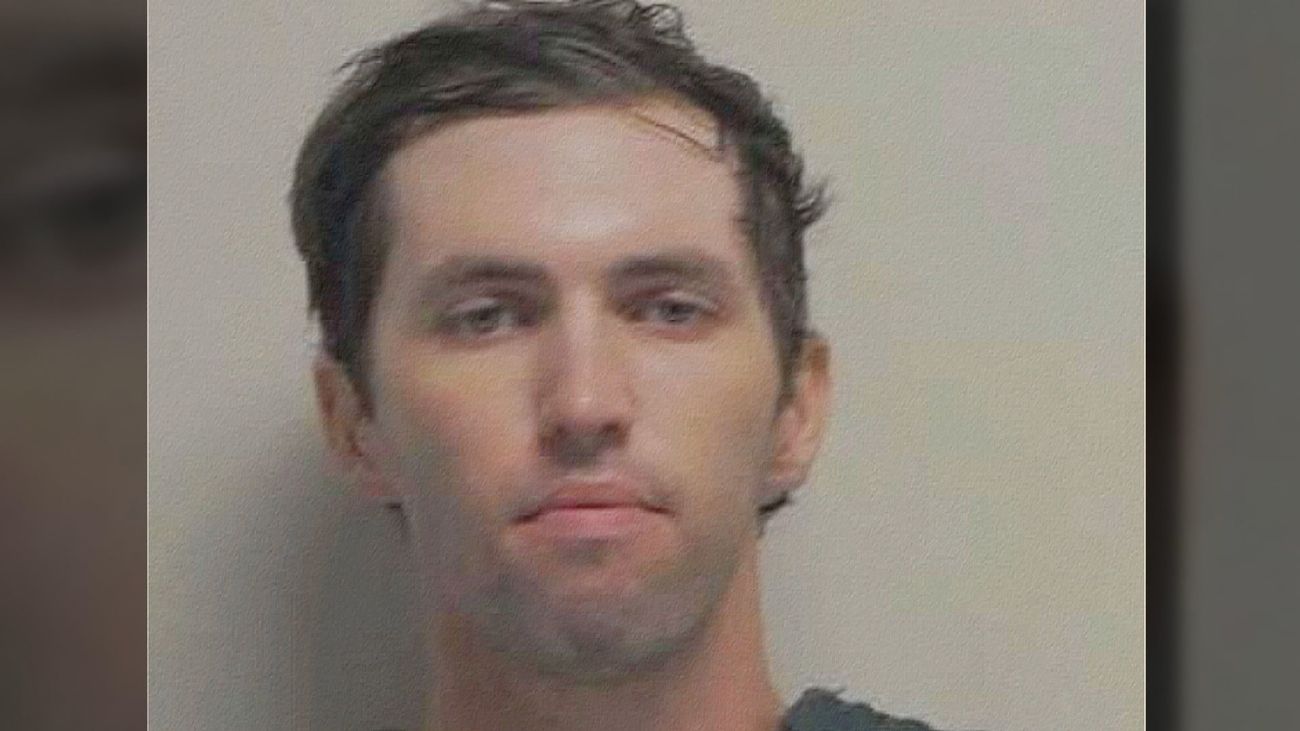 El entorno familiar del supuesto asesino de Charlie Kirk le identificó ante la Policía