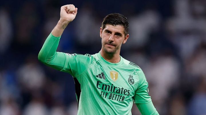 Courtois / REAL MADRID