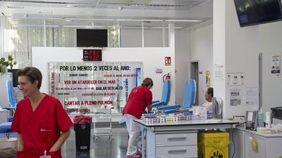 Los hospitales madrileños necesitan donaciones urgentes de sangre del grupo 'B-'