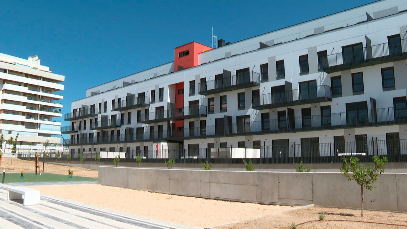 Madrid ampliará el programa 'Mi primera vivienda' de los 40 hasta los 50 años