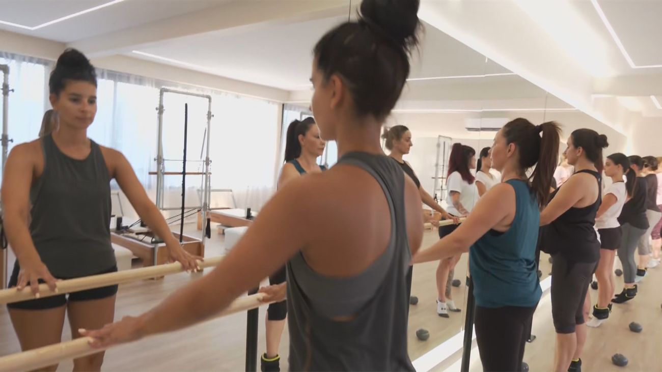 Probamos el ‘Barré’ en Soto del Real, la nueva manera de entrenar pilates y yoga