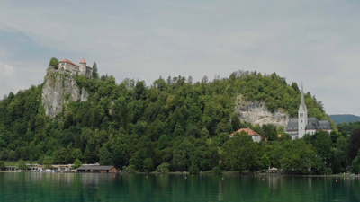 La leyenda del tesoro del Castillo de Predjama