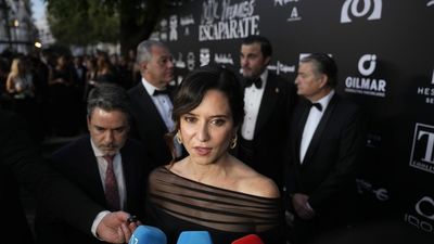 Ayuso irá al acto universitario pese a la manifestación y pide dejar la "doctrina" fuera de aulas