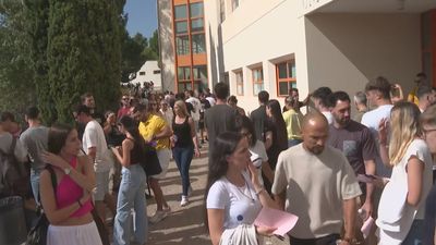 Miles de aspirantes se presentan a las oposiciones para Policía Local en la Comunidad de Madrid