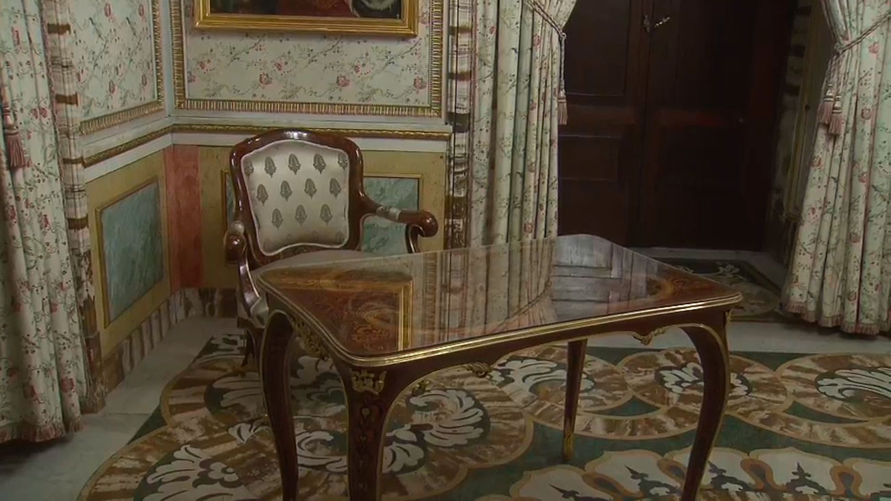 El Palacio Real abre por primera vez al público el despacho de Carlos III