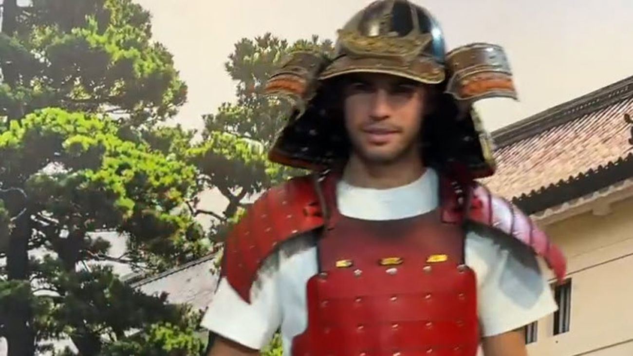 Alcaraz se viste de Samurai y despierta pasiones en Tokio