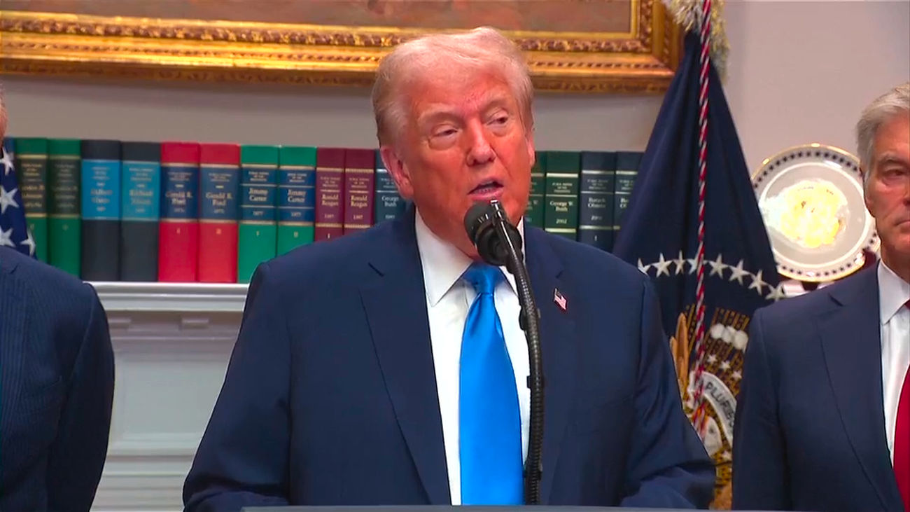 Trump pide a las embarazadas limitar el uso de paracetamol por posible riesgo de autismo