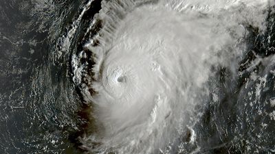 El huracán Gabrielle llega a España, pero ya como borrasca