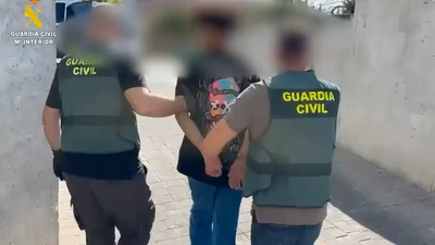 Cinco detenidos en Rivas Vaciamadrid por seguir a menores en el metro y atracarles a la salida