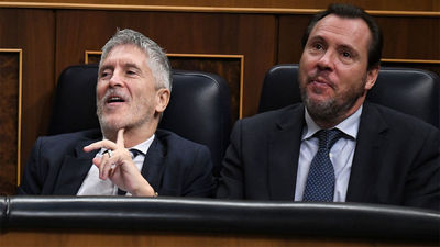 El juez Peinado demanda a los ministros Puente y Marlaska por vulneración de su honor