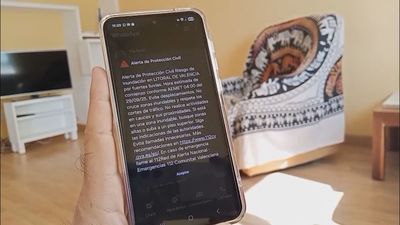 Un mensaje 'Es alert' avisa del riesgo de inundación por lluvias en Valencia y Castellón