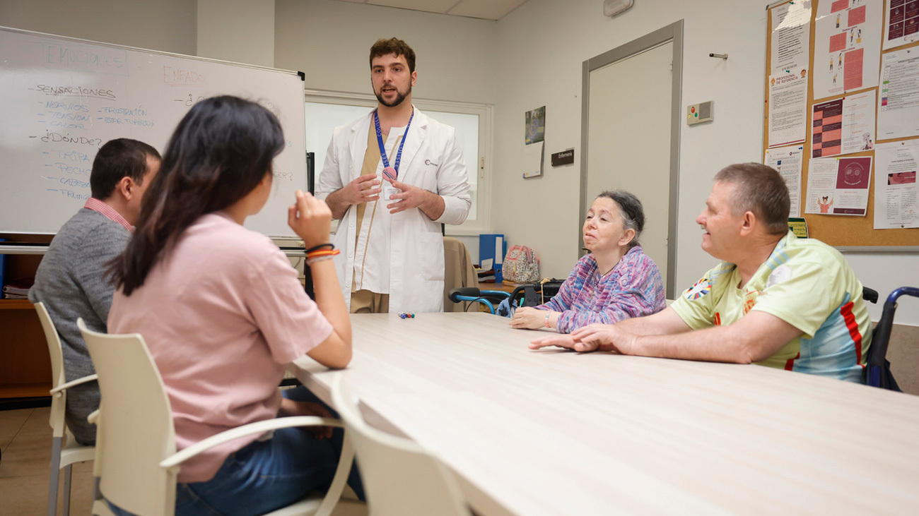 El Defensor del Pueblo pide a la Comunidad de Madrid más refuerzos ante los "retrasos" en la valoración de la discapacidad