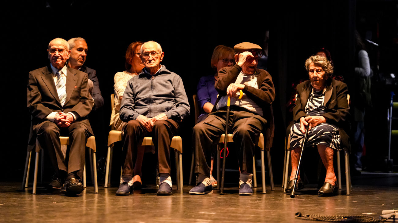 Móstoles homenajea a sus vecinos centenarios