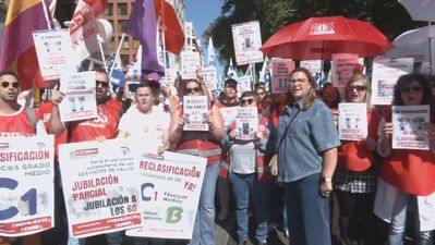 Sanitarios protestan frente al Ministerio de Sanidad por el polémico Estatuto Marco