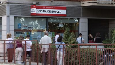 El paro baja en Madrid un 3,89% en noviembre y la región roza los 3,9 millones de afiliados