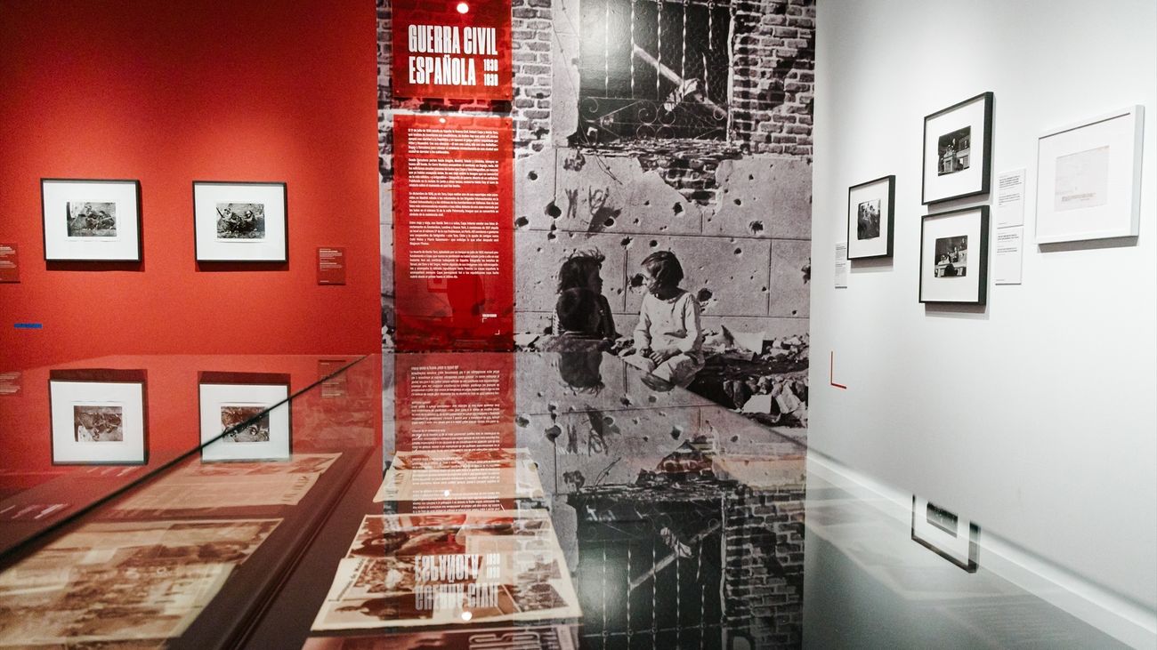 Exposición sobre el fotógrafo Robert Capa en Madrid