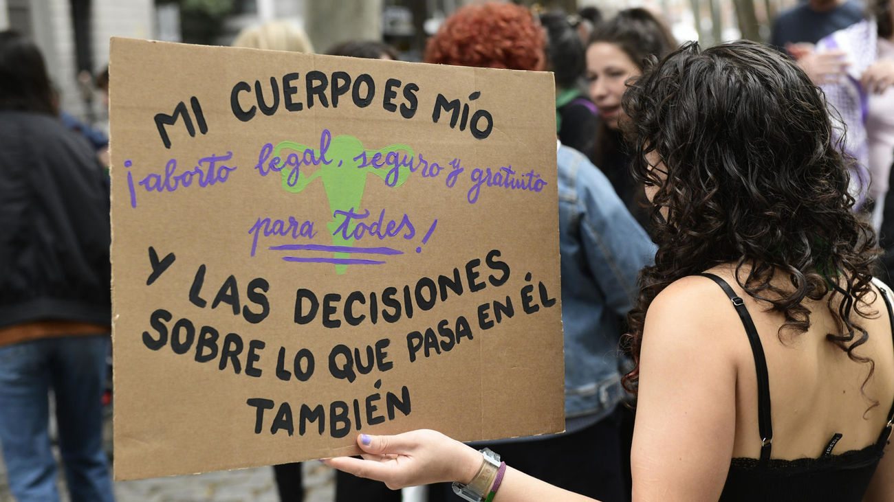 El Gobierno propone reformar la Constitución para incluir el aborto como un derecho