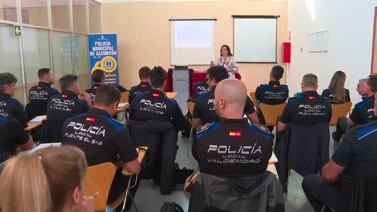 Policías locales se forman como 'agentes tutores' de la Comunidad de Madrid