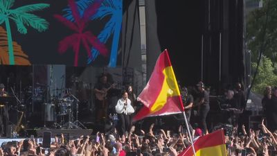 Gloria Estefan pone a bailar salsa a decenas de miles de personas en Colón