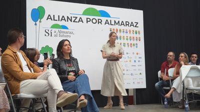 La presidenta de Extremadura firma un manifiesto contra el "injusto" cierre de Almaraz