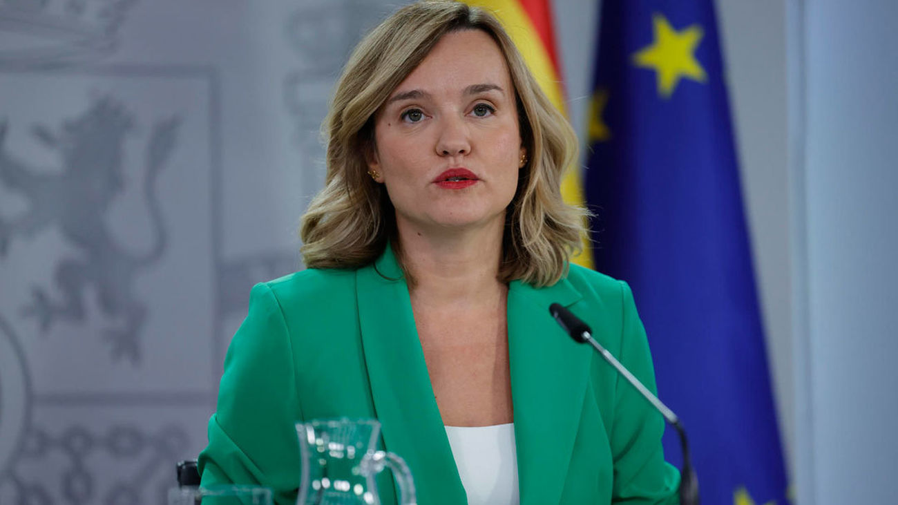 El Gobierno defiende que pagar en efectivo no es ilegal y que no hay financiación irregular en el PSOE