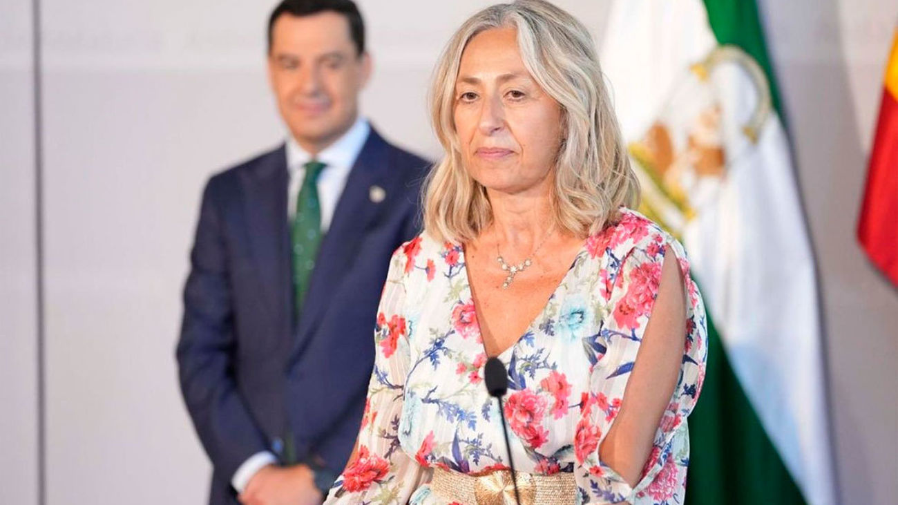 La consejera andaluza de Salud dimite por la crisis de los cribados del cáncer de mama
