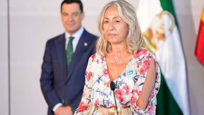 La consejera andaluza de Salud dimite por la crisis de los cribados del cáncer de mama