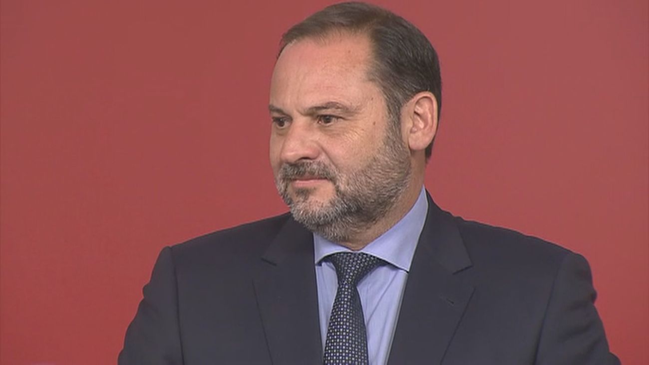 Koldo manejaba una 'caja B' para pagar los encuentros de Ábalos con mujeres, según la UCO