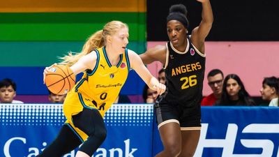 76-86. Estudiantes se estrena con derrota ante el UFAB49 en la Eurocopa femenina