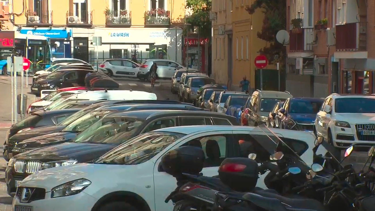Los vecinos de Opañel, Abrantes y Pueblo Nuevo piden una zona SER porque no tienen donde aparcar