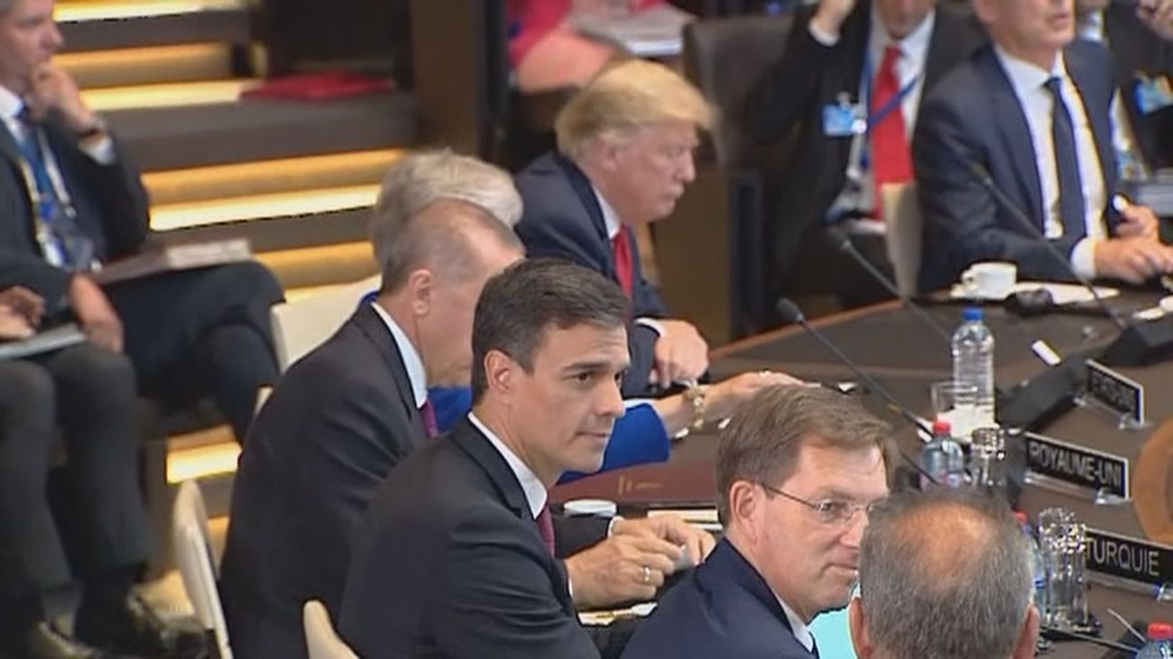 Un país puede salir de la OTAN, pero no se le puede echar, como sugirió Trump