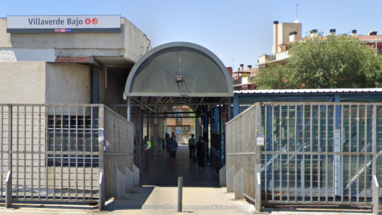 Acceso a la estación de Cercanías de Villaverde Bajo