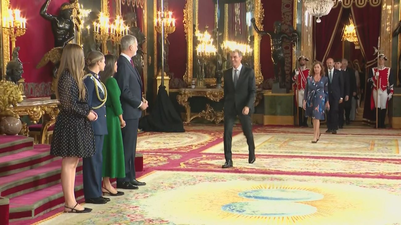 García Martín pide a Sánchez que "deje de huir, convoque elecciones y dé la voz a los ciudadanos"