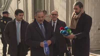 Ábalos renuncia a su abogado dos días antes de su cita clave ante el Supremo