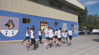 Entrenamos con la Unidad de Caballería de la Policía Nacional de cara a la Carrera Solidaria Ruta 091