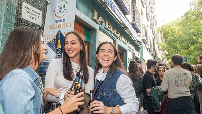 Tapapiés vuelve a Madrid: fechas, conciertos y precios de la popular ruta de la tapa de Lavapiés