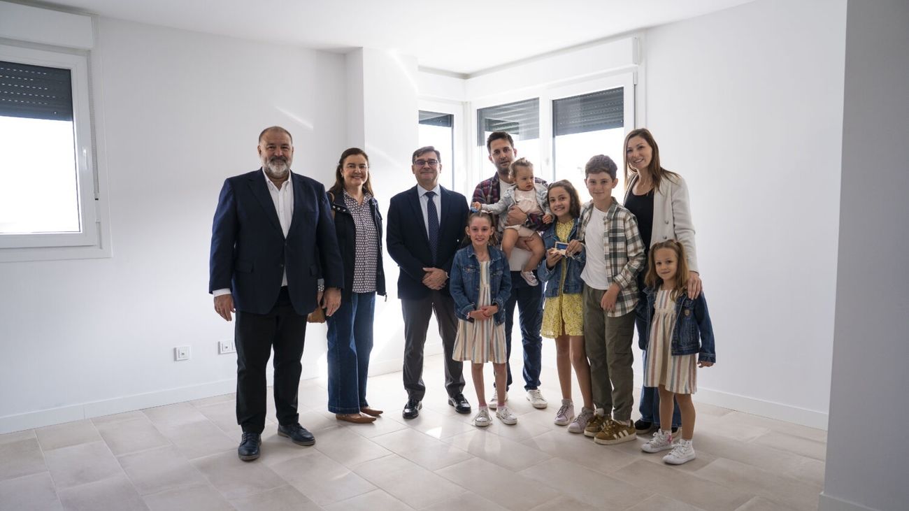 El Ayuntamiento de Madrid entrega 116 nuevas viviendas de alquiler asequible en El Cañaveral