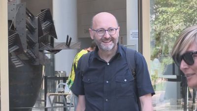 Abren juicio oral al hermano de Ximo Puig por el cobro de subvenciones de la Generalitat