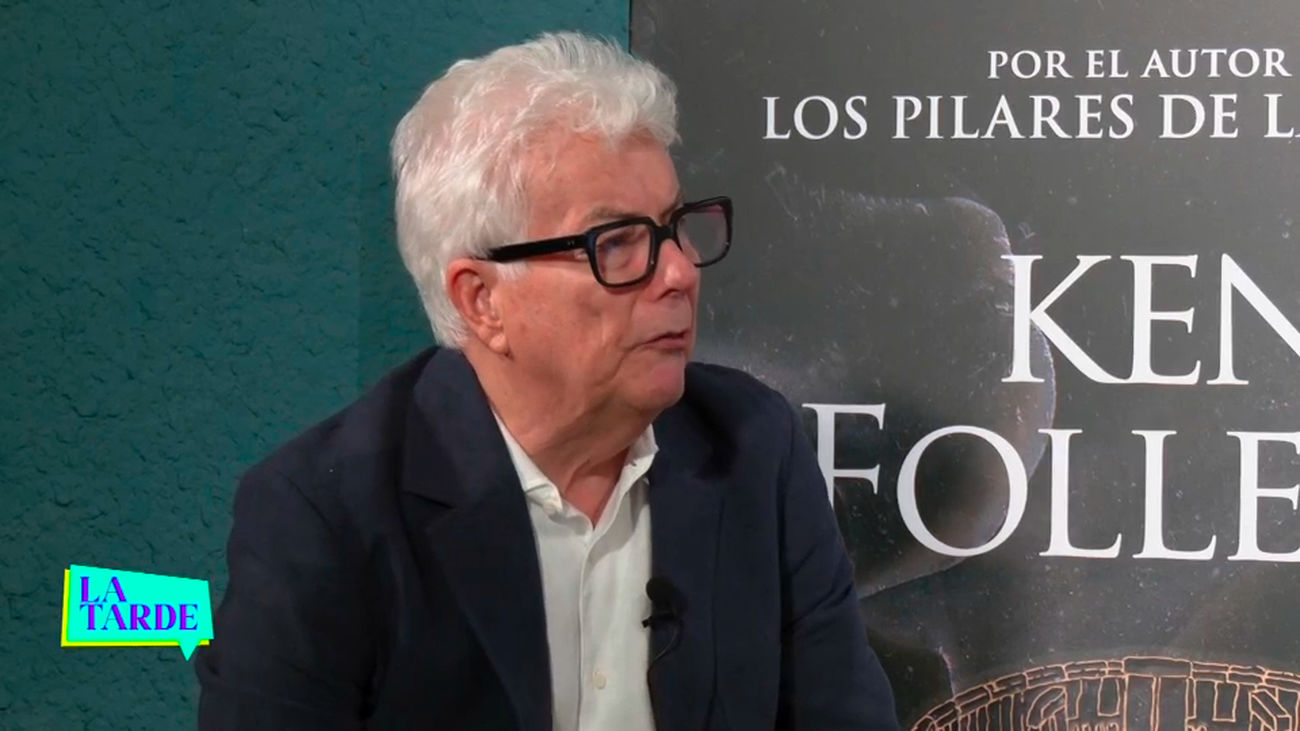 Ken Follett: “Yo también fui un lector antes que escritor”